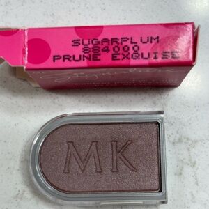 Mary Kay sugarplum eyeshadow